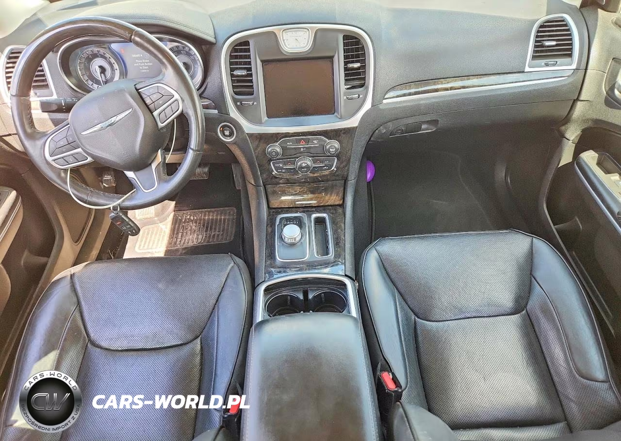 2019 Chrysler 300 Limited VIN:2C3CCAEG5KH634164 - 8