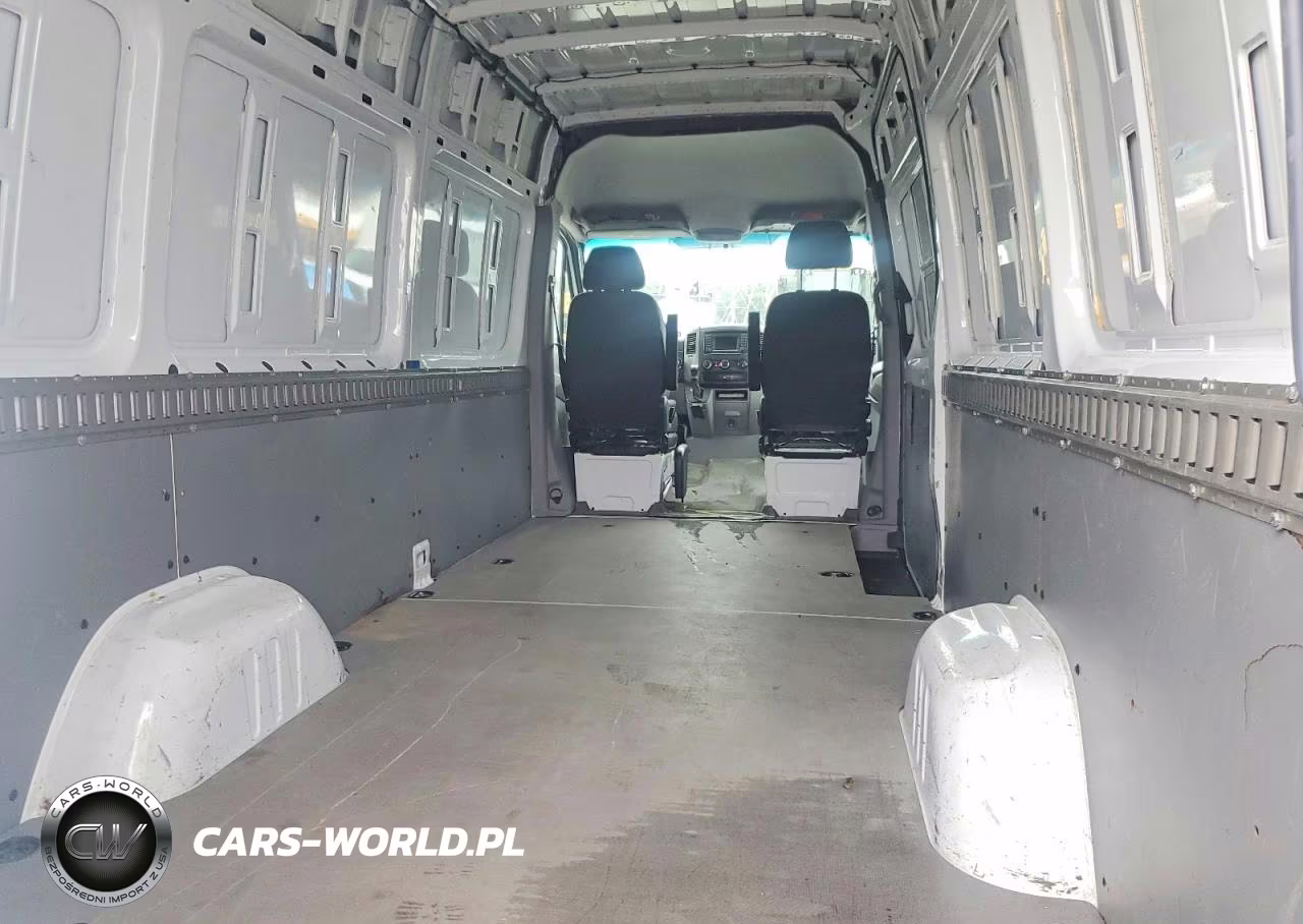 2015 FREIGHTLINER SPRINTER 2 VIN:WDYPE8DC7F5976943 - 10