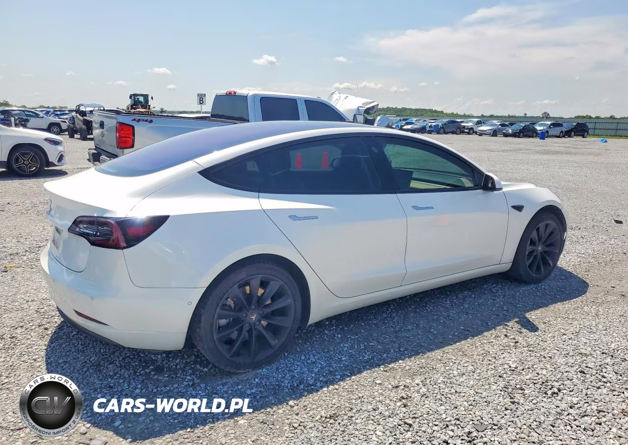 2018 Tesla Model 3 VIN:5YJ3E1EA2JF014748 - 3