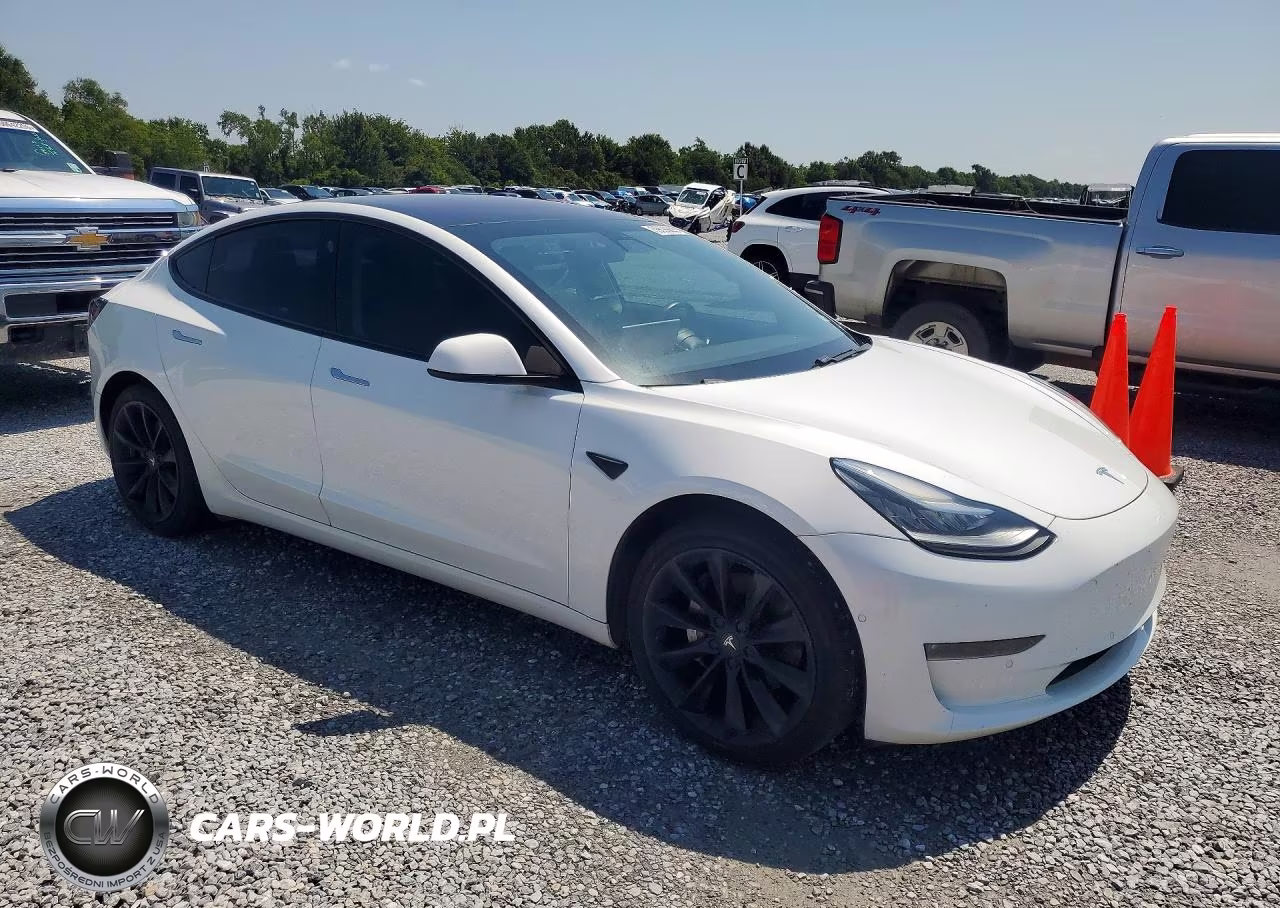 2018 Tesla Model 3 VIN:5YJ3E1EA2JF014748 - 4