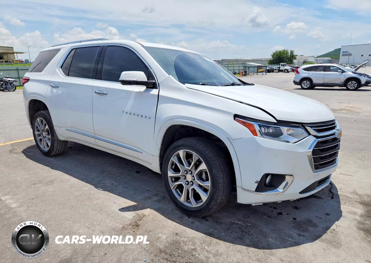 2018 Chevrolet Traverse Premier VIN:1GNERKKWXJJ127138 - 4