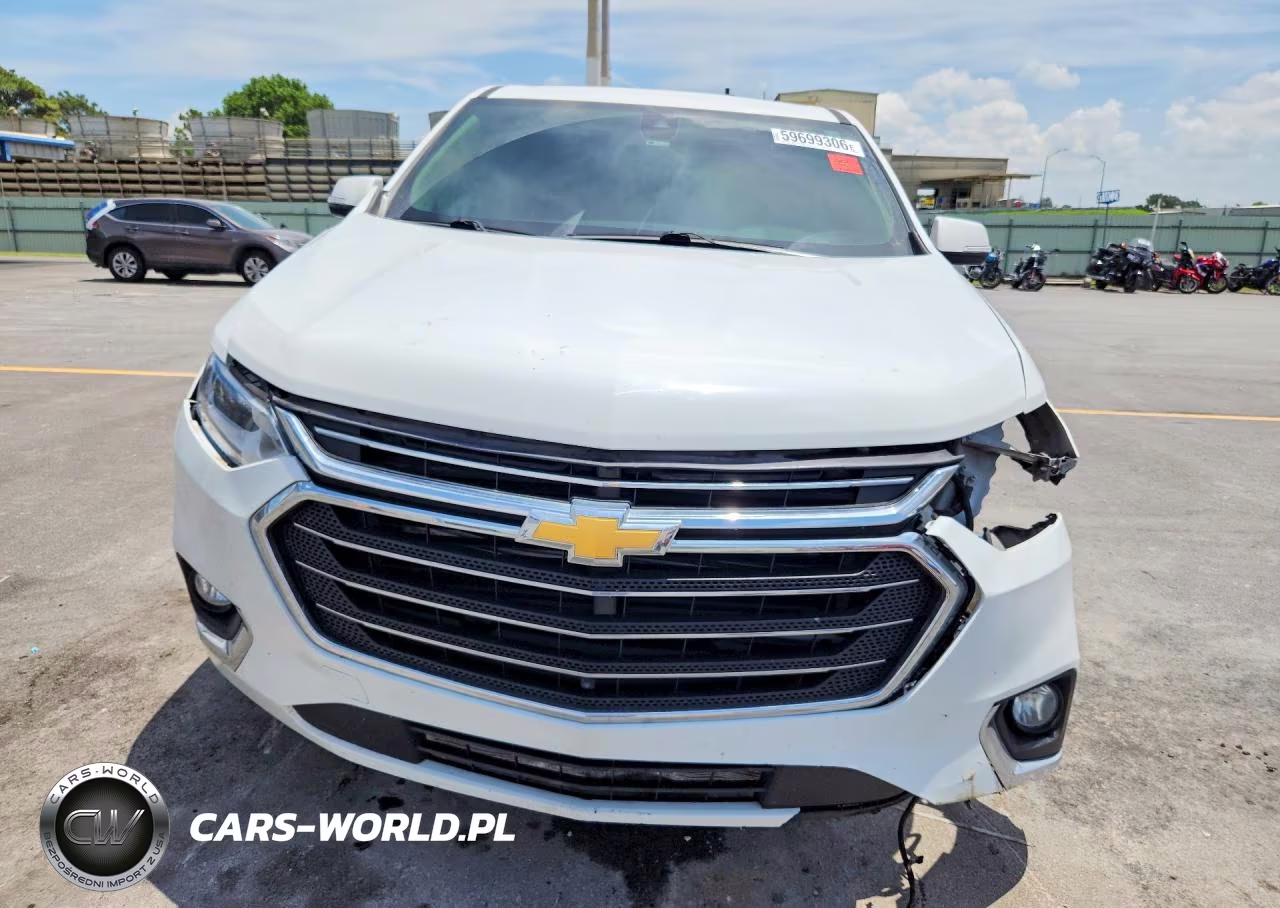 2018 Chevrolet Traverse Premier VIN:1GNERKKWXJJ127138 - 5