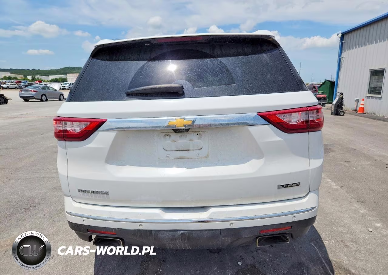 2018 Chevrolet Traverse Premier VIN:1GNERKKWXJJ127138 - 6