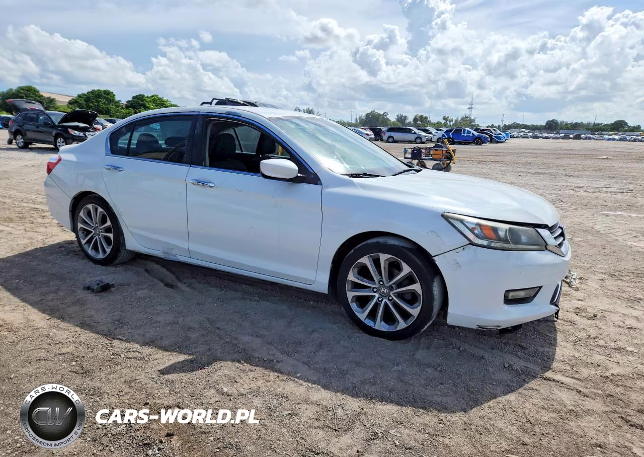 2014 Honda Accord Sport VIN:1HGCR2F52EA235004 - 4