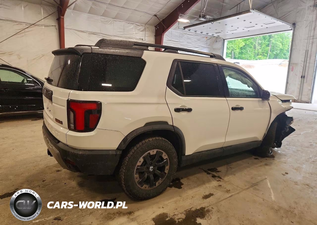 2026 Honda Passport Trailsport Elite VIN:5FNYF9H86TB036216 - 3