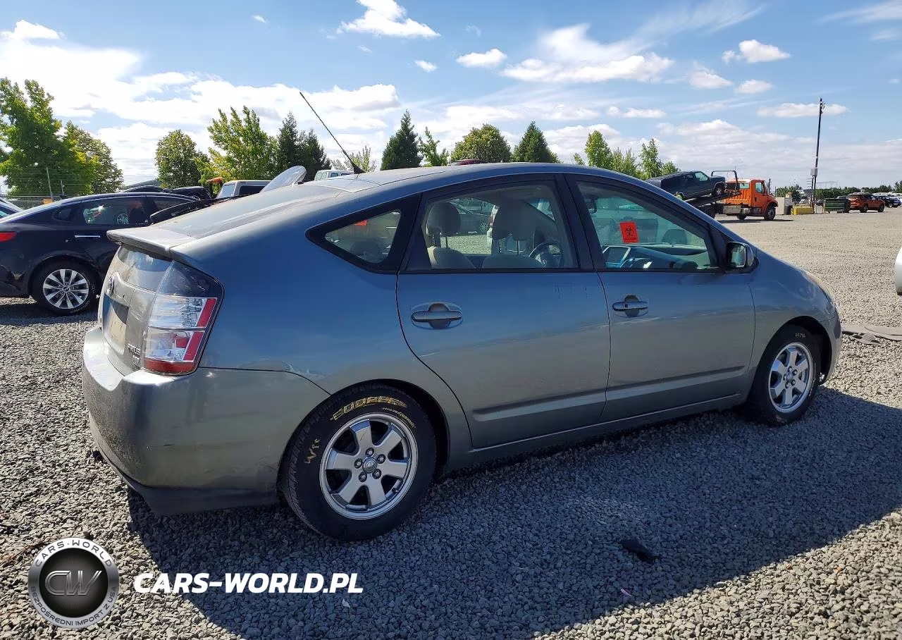 2005 Toyota Prius Base VIN:JTDKB20U553086283 - 3