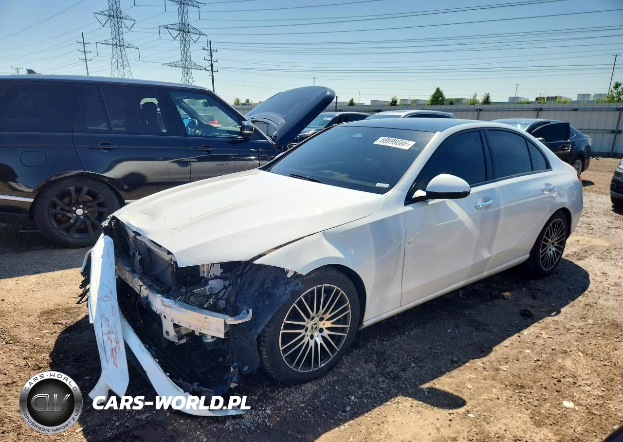2022 Mercedes-Benz C 300 4Matic – zdjęcie 1 z 12
