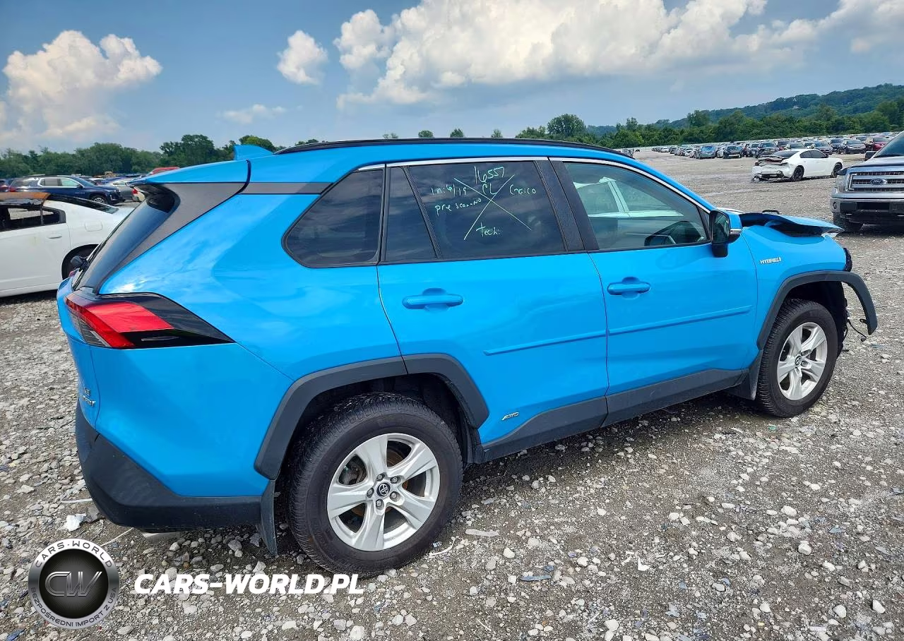 2019 Toyota Rav4 Le VIN:2T3MWRFV5KW001490 - 3