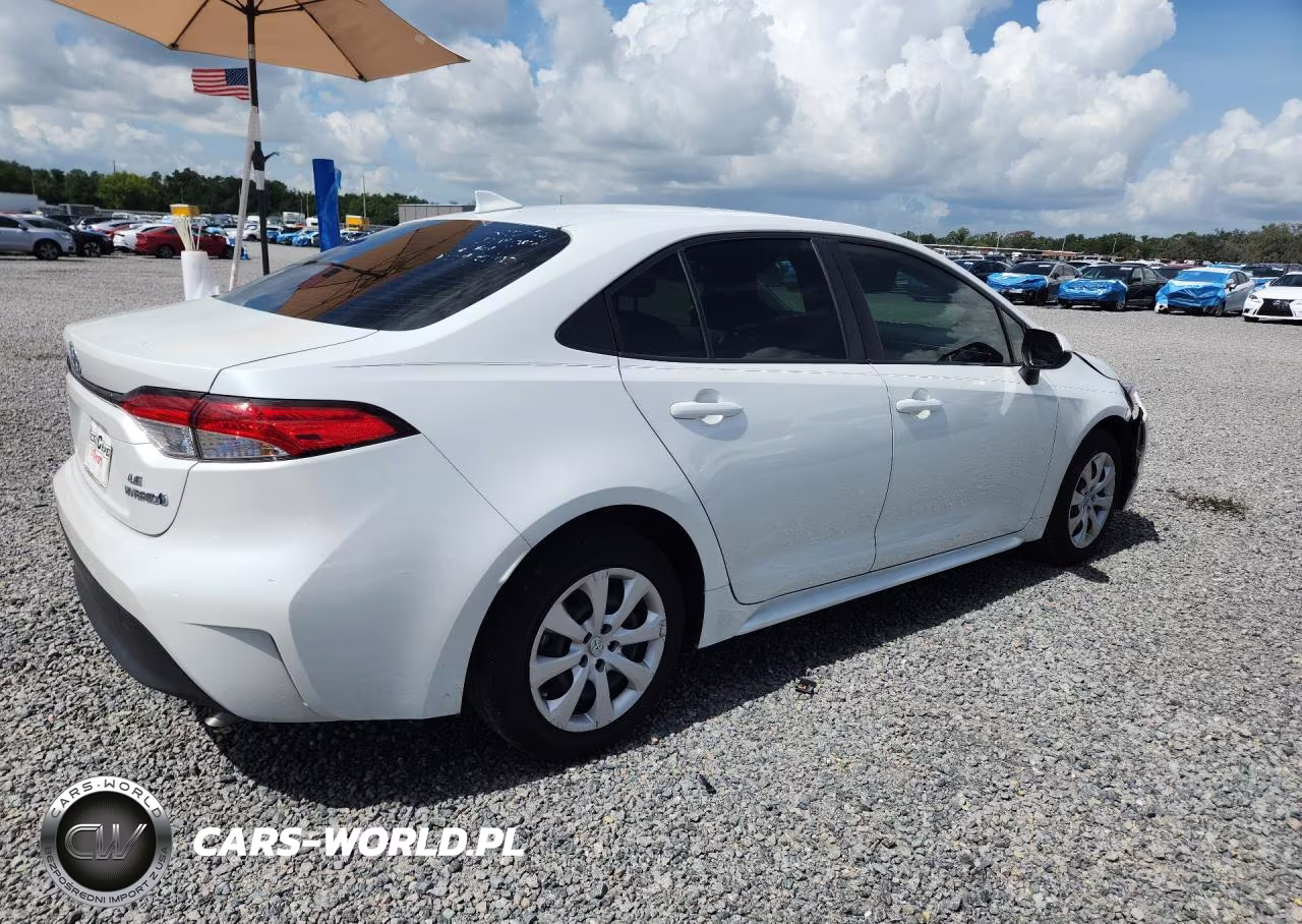 2024 Toyota Corolla Hybrid Le VIN:JTDBCMFE4R3053810 - 3
