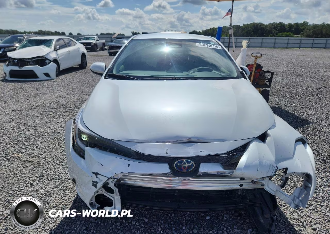 2024 Toyota Corolla Hybrid Le VIN:JTDBCMFE4R3053810 - 5