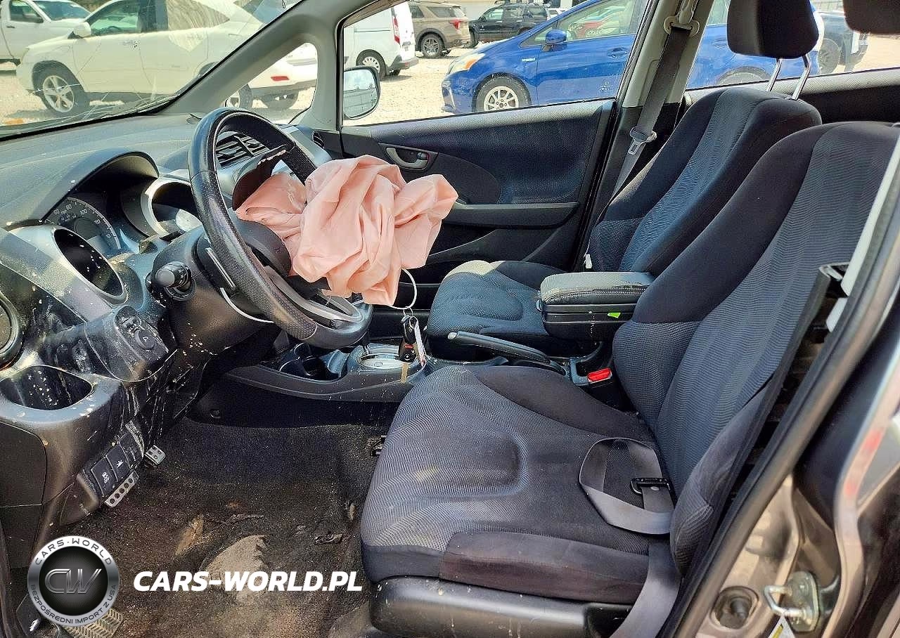 2011 Honda Fit Sport VIN:JHMGE8H50BC017881 - 7