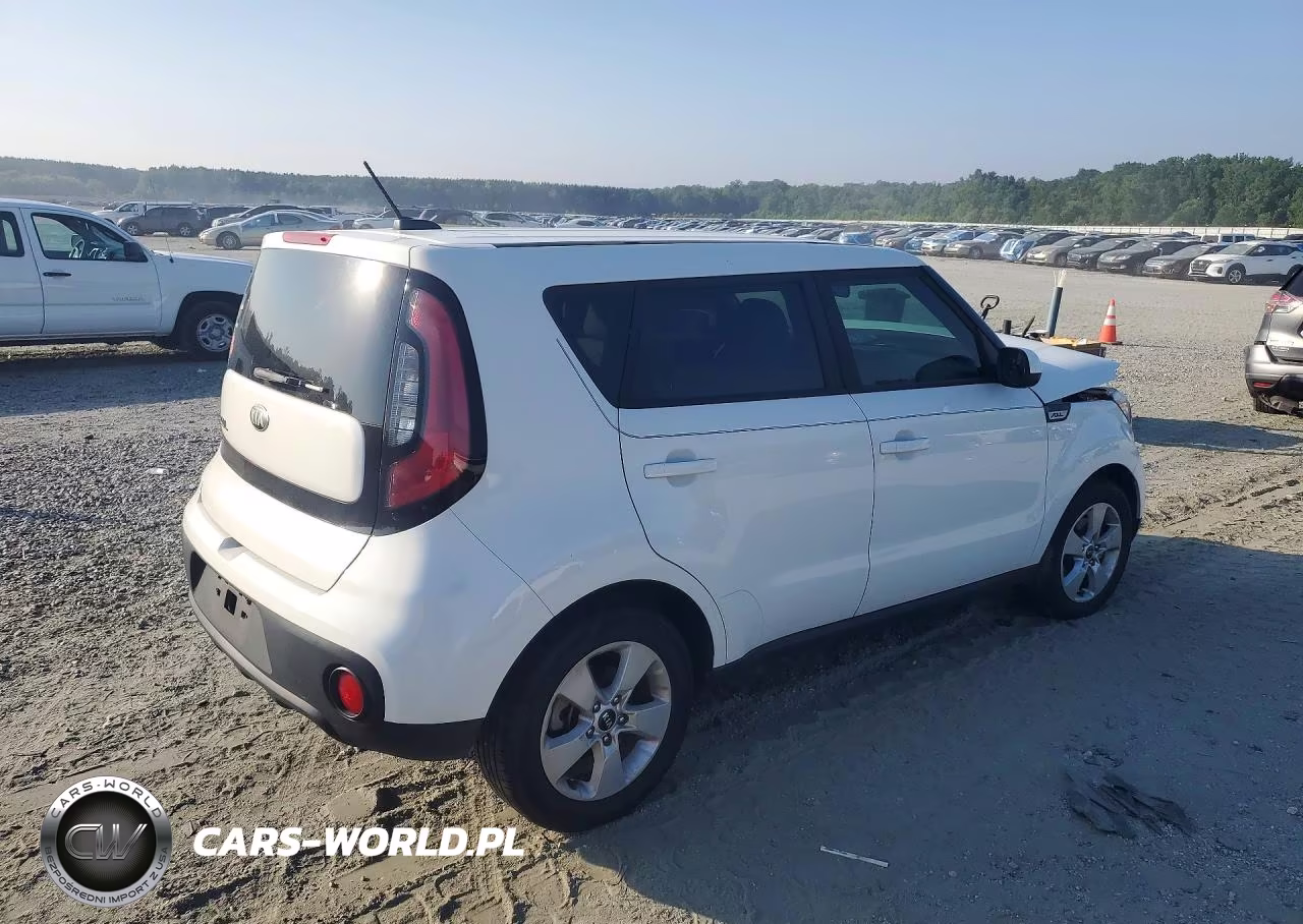 2017 Kia Soul Base VIN:KNDJN2A21H7886642 - 3