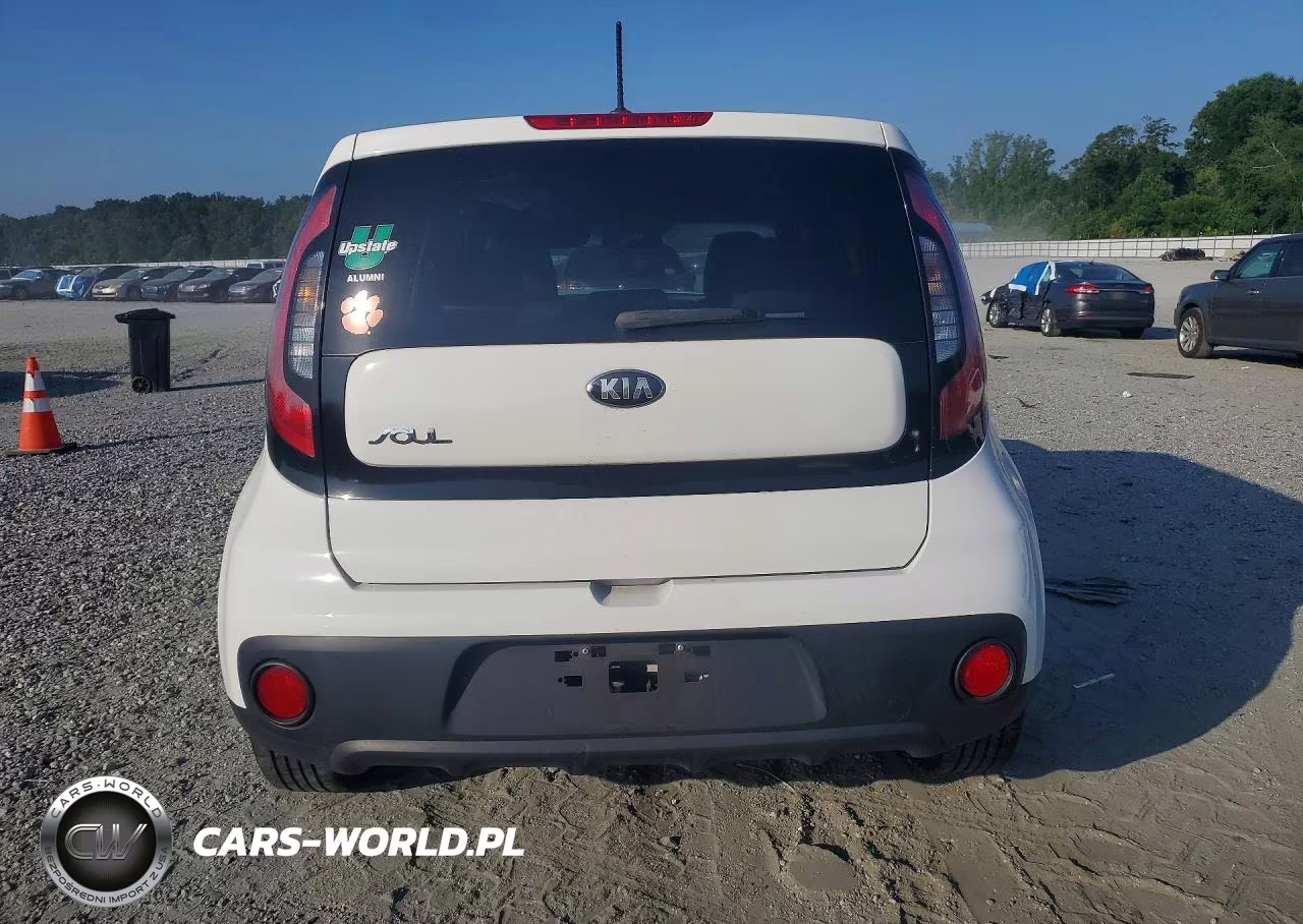 2017 Kia Soul Base VIN:KNDJN2A21H7886642 - 6
