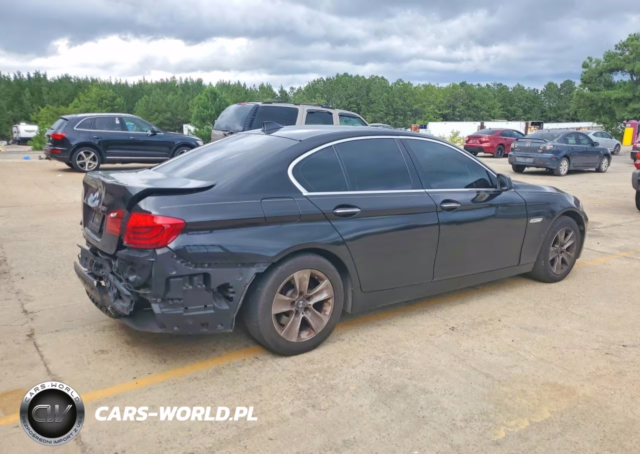 2013 BMW 528 I VIN:WBAXG5C5XDD230882 - 3