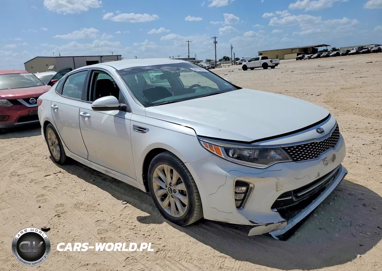 2018 Kia Optima S VIN:5XXGT4L34JG202634 - 4