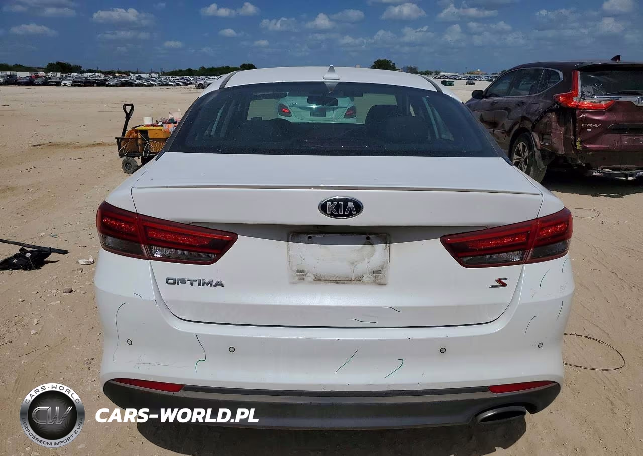 2018 Kia Optima S VIN:5XXGT4L34JG202634 - 6