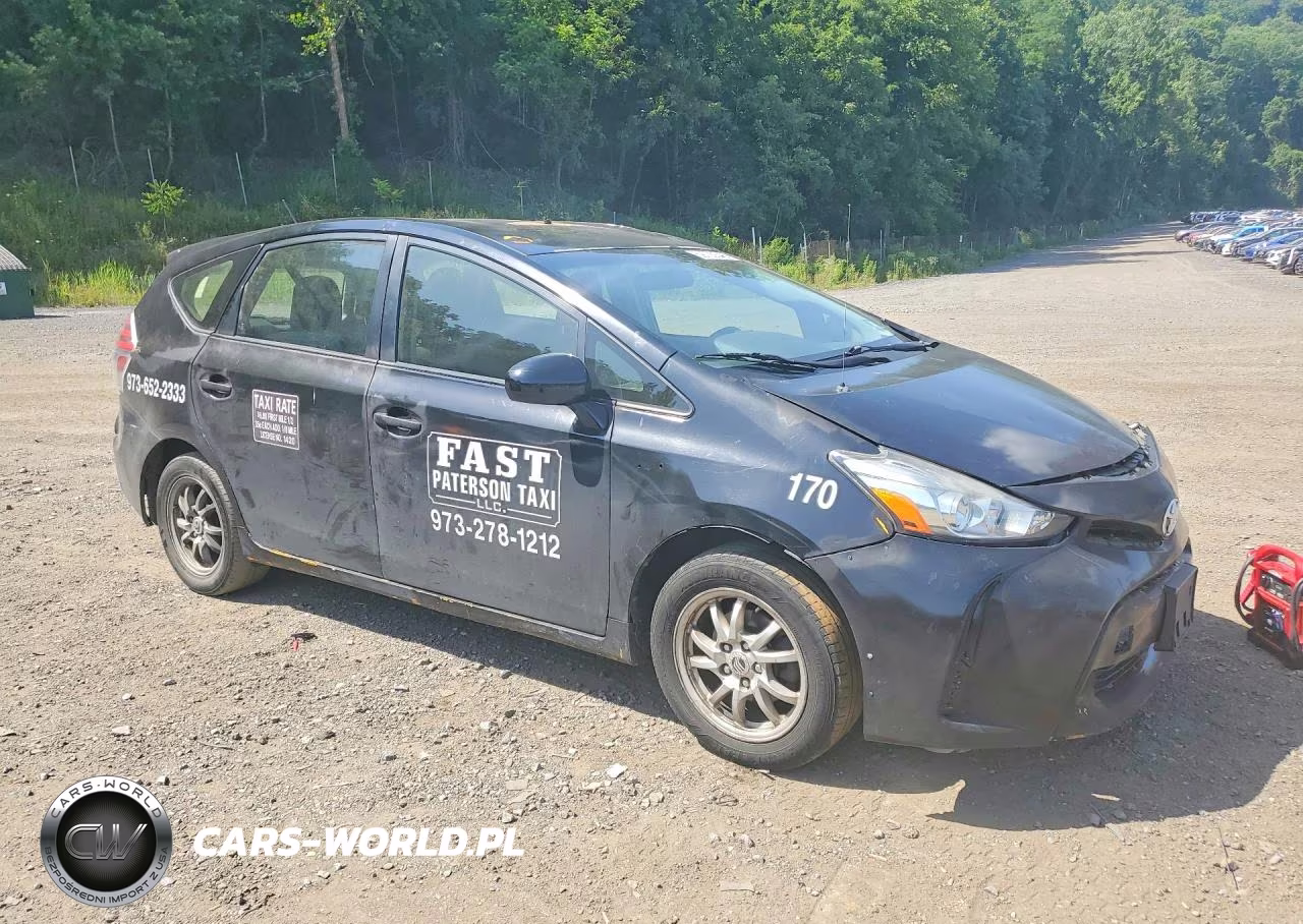 2015 Toyota Prius V Two VIN:JTDZN3EU0FJ026235 - 4