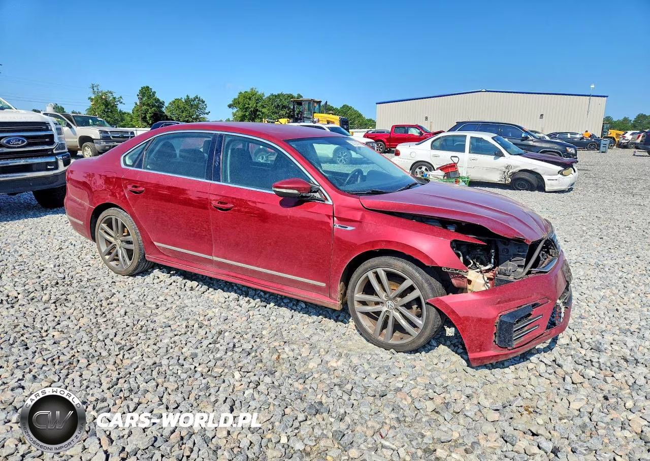 2017 Volkswagen Passat R-Line VIN:1VWDT7A35HC063211 - 4