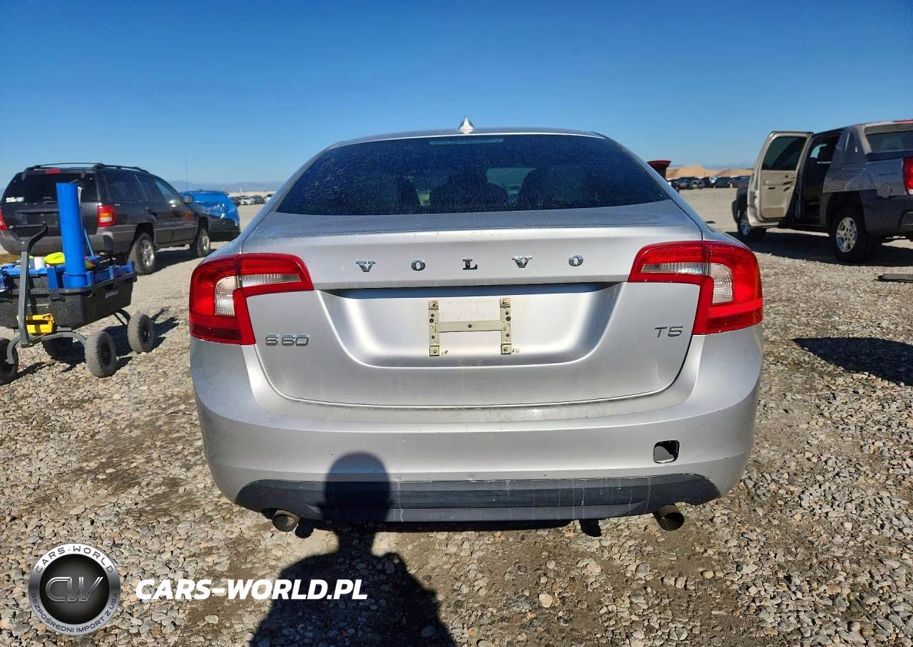 2012 Volvo S60 T5 VIN:YV1622FS9C2040895 - 6