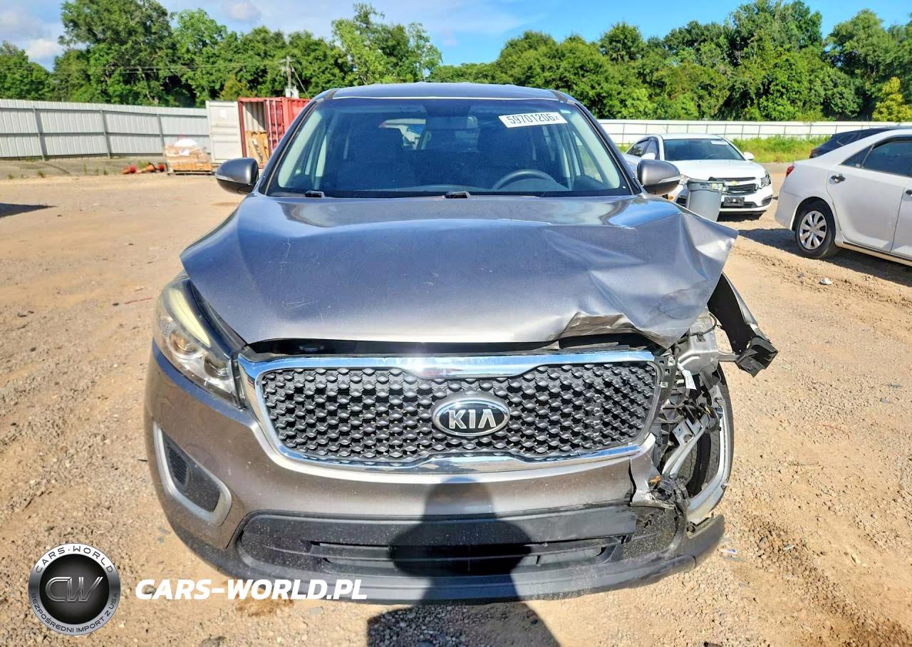 2018 Kia Sorento L VIN:5XYPG4A38JG414018 - 5