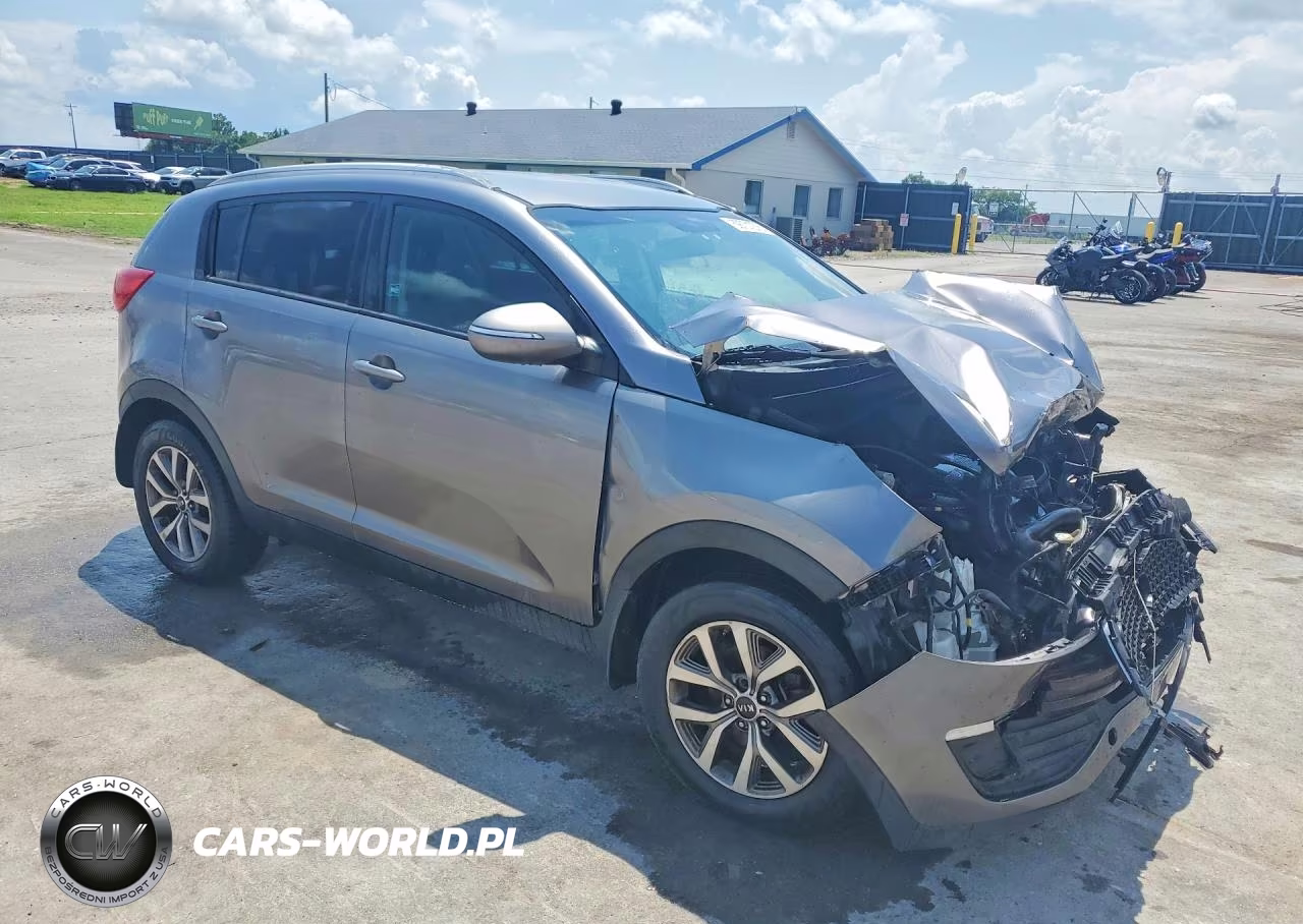 2014 Kia Sportage Lx VIN:KNDPB3AC3E7548723 - 4