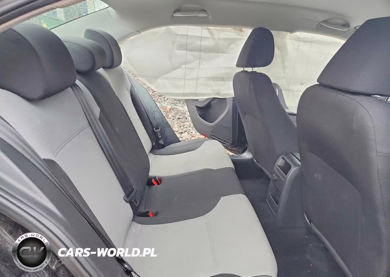 2017 Volkswagen Jetta S VIN:3VW2B7AJ1HM219817 - 10