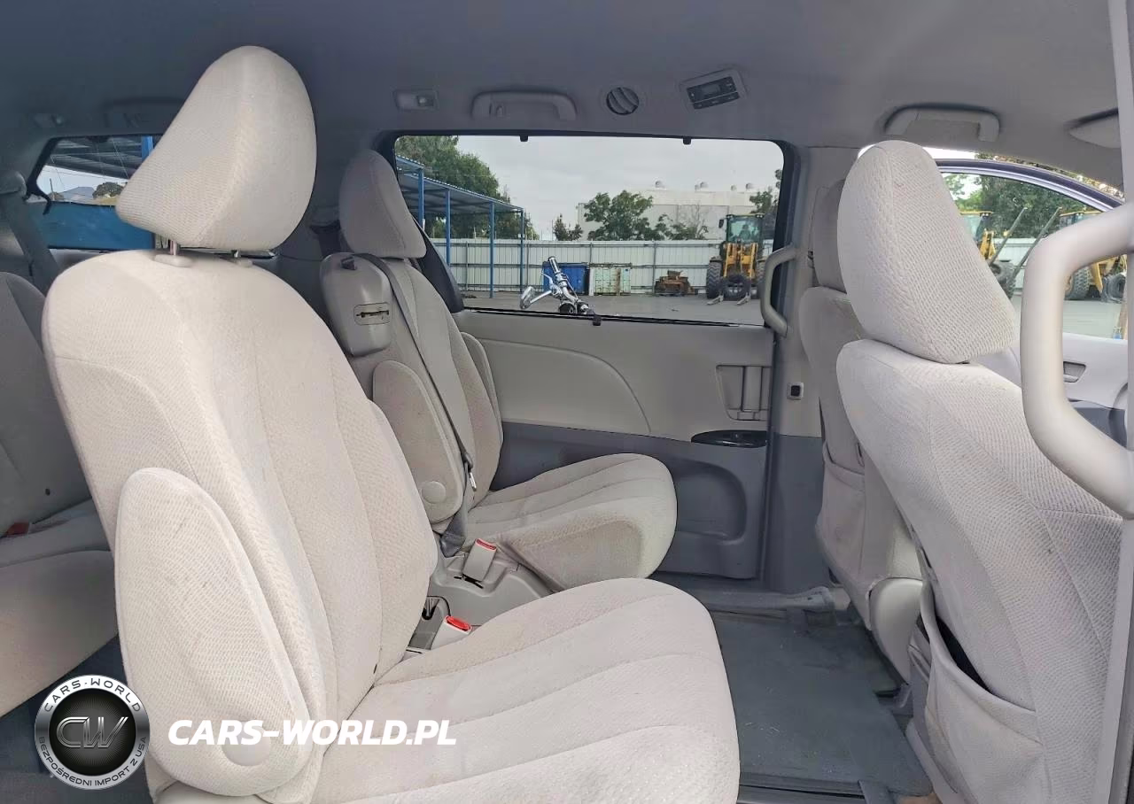 2013 Toyota Sienna Le VIN:5TDKK3DC2DS284159 - 11