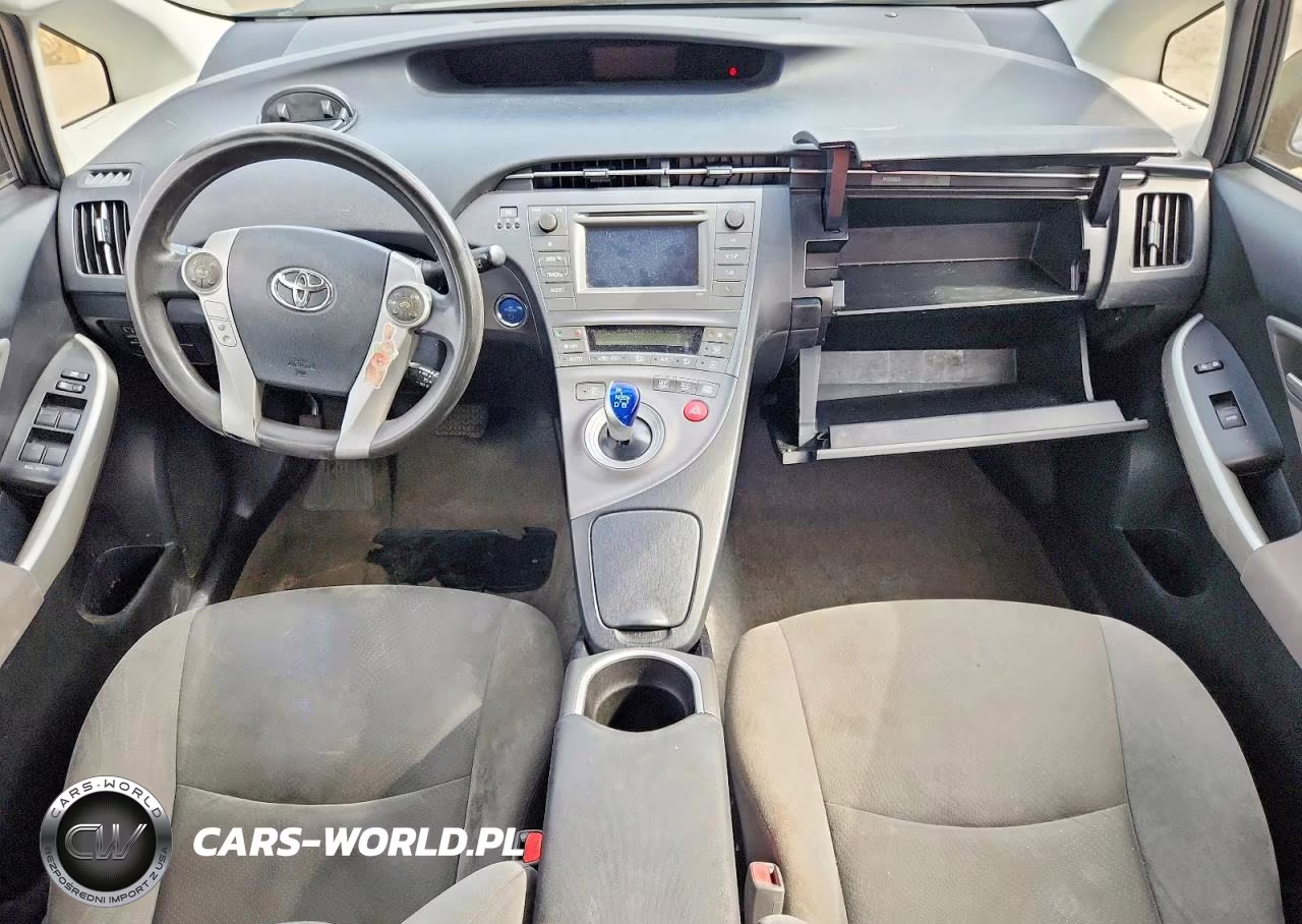 2014 Toyota Prius Two VIN:JTDKN3DU4E1760460 - 8