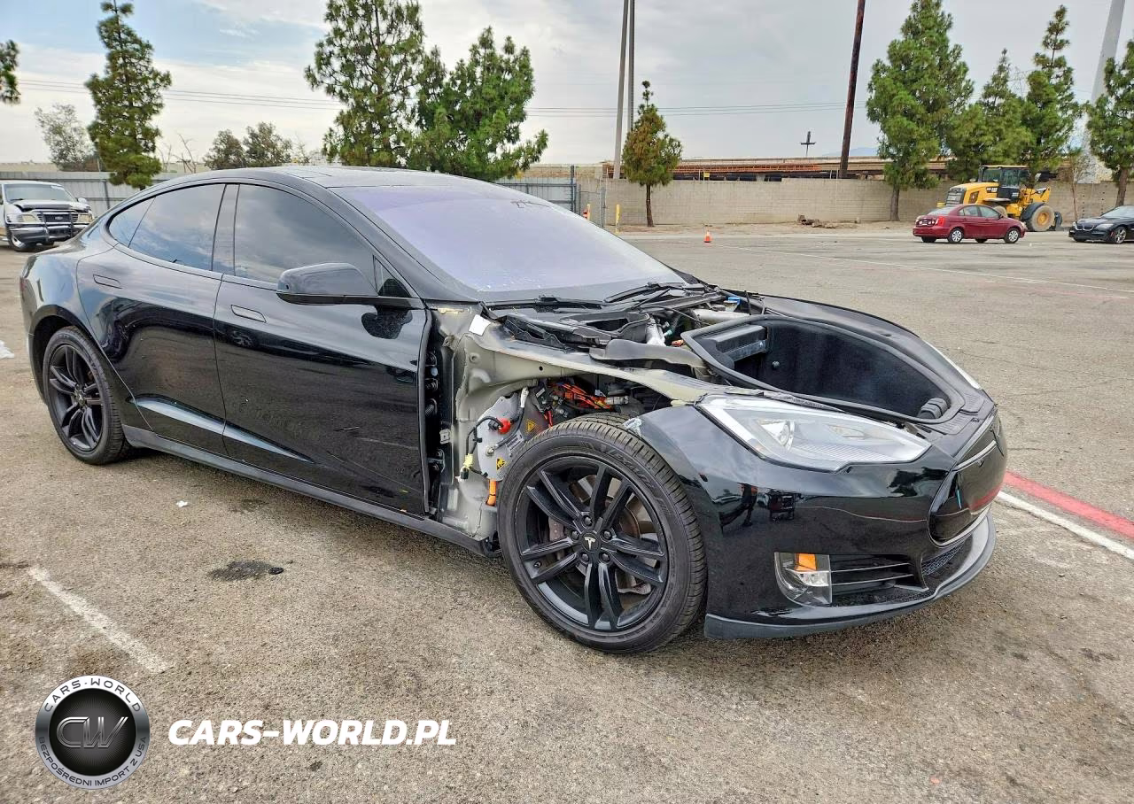 2013 Tesla Model S VIN:5YJSA1CG1DFP19589 - 4
