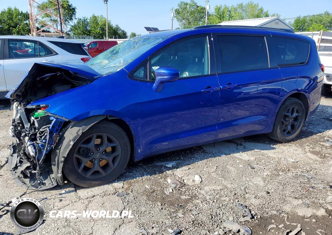 2020 Chrysler Pacifica Touring L Plus – zdjęcie 1 z 13