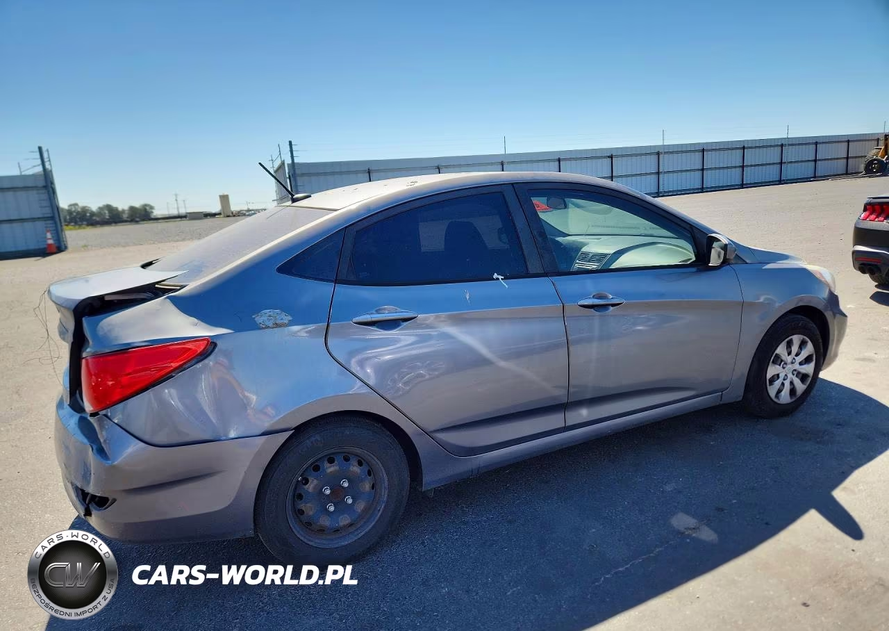 2015 Hyundai Accent Gls VIN:KMHCT4AEXFU872320 - 3