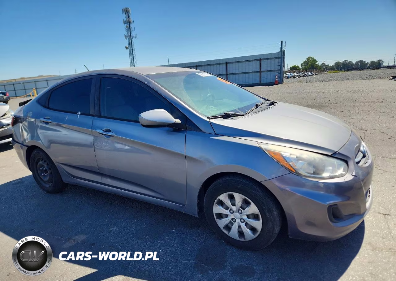 2015 Hyundai Accent Gls VIN:KMHCT4AEXFU872320 - 4