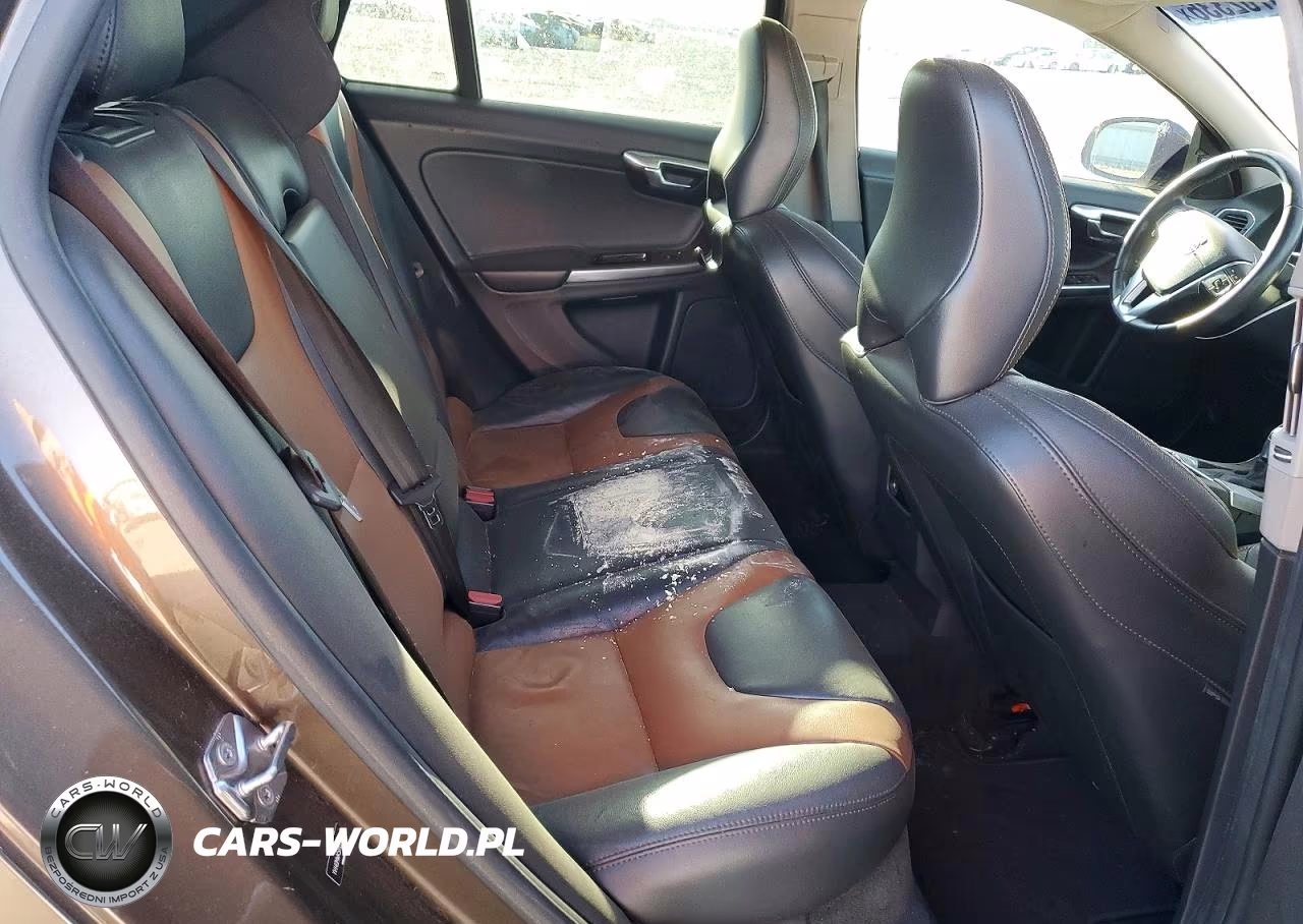 2017 Volvo V60 Cross Country Premier VIN:YV440MWK5H1027327 - 10