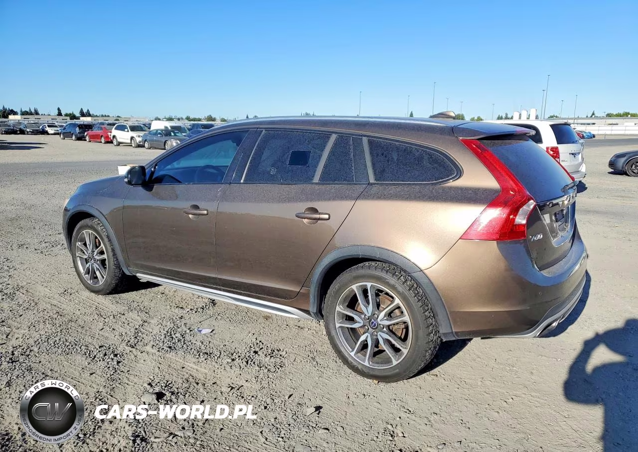 2017 Volvo V60 Cross Country Premier VIN:YV440MWK5H1027327 - 2