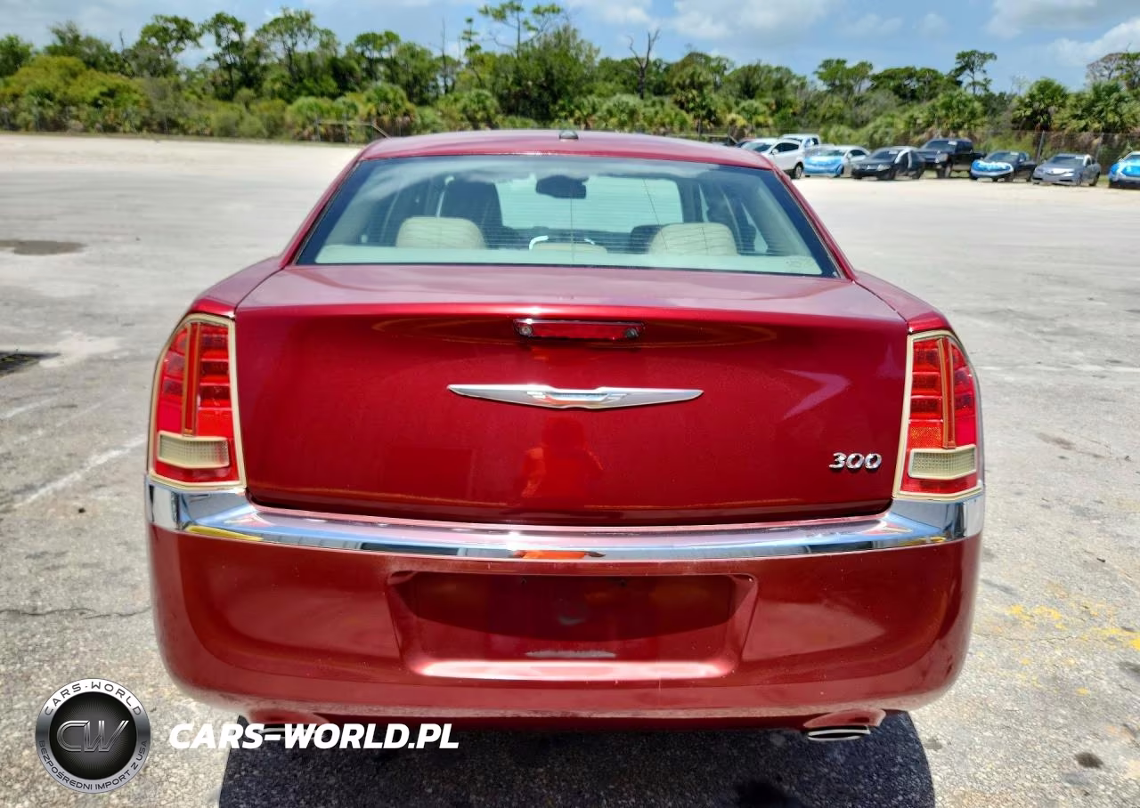 2011 Chrysler 300 Limited VIN:2C3CA5CG9BH529529 - 6
