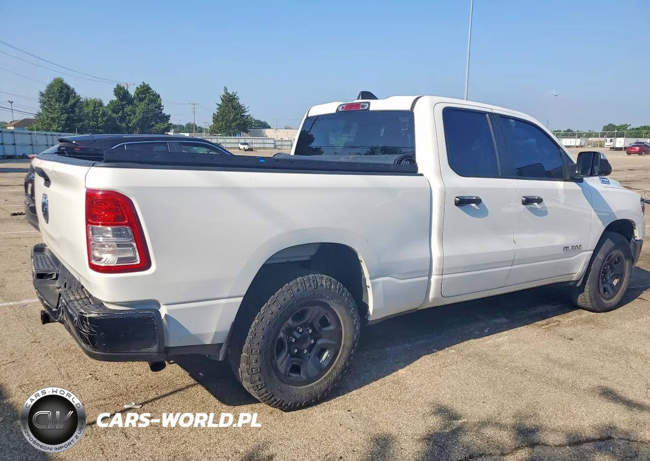 2020 Ram 1500 Tradesman VIN:1C6RRFCG9LN119219 - 3