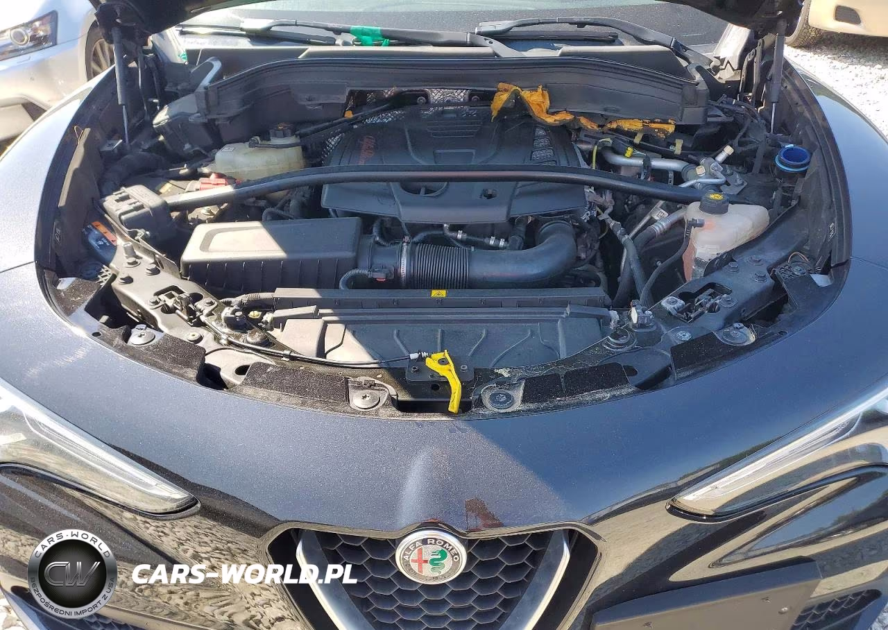 2018 Alfa Romeo Stelvio Ti VIN:ZASFAKBN0J7B60472 - 12