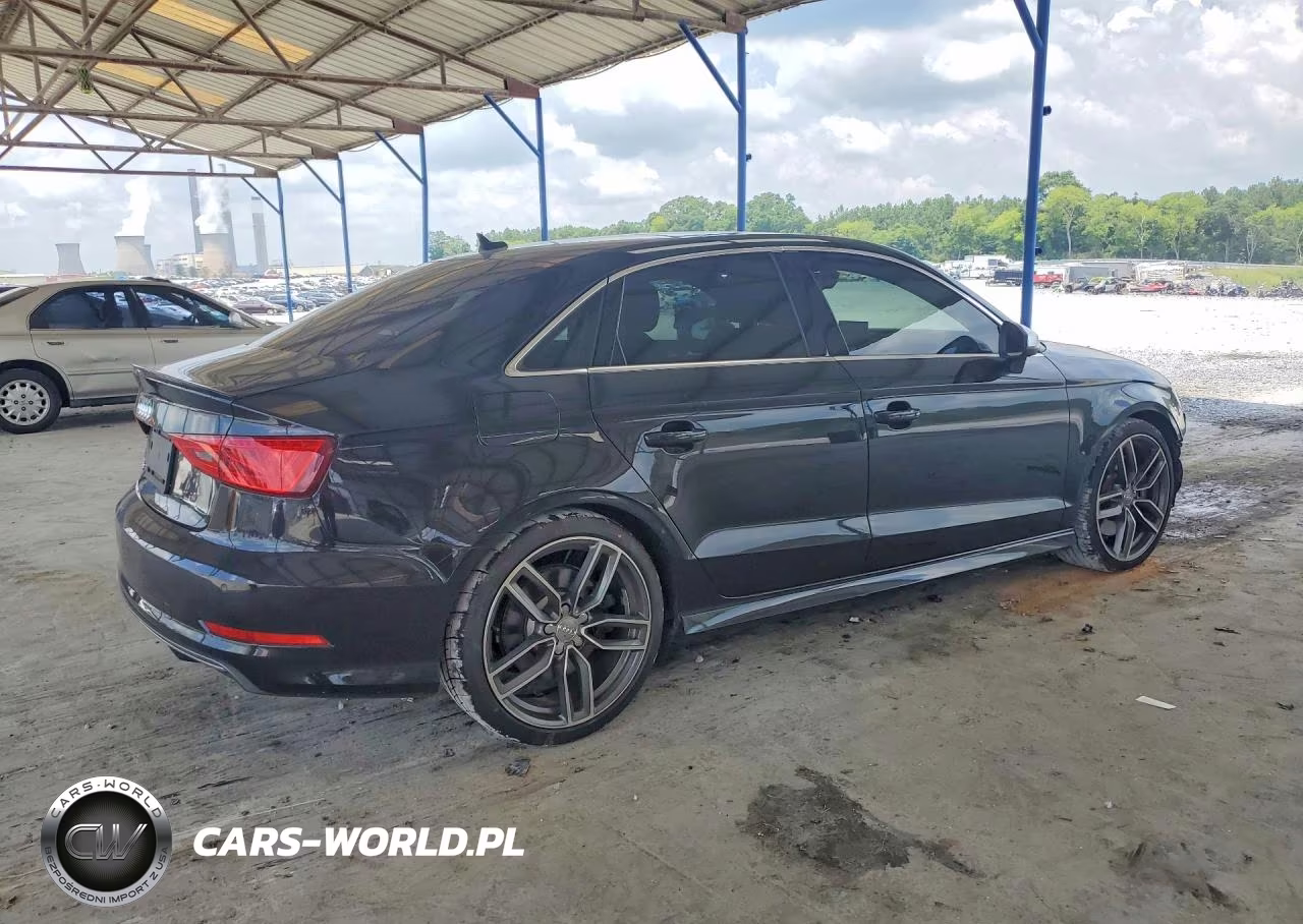 2015 Audi S3 Prestige VIN:WAUFFGFF3F1140847 - 3