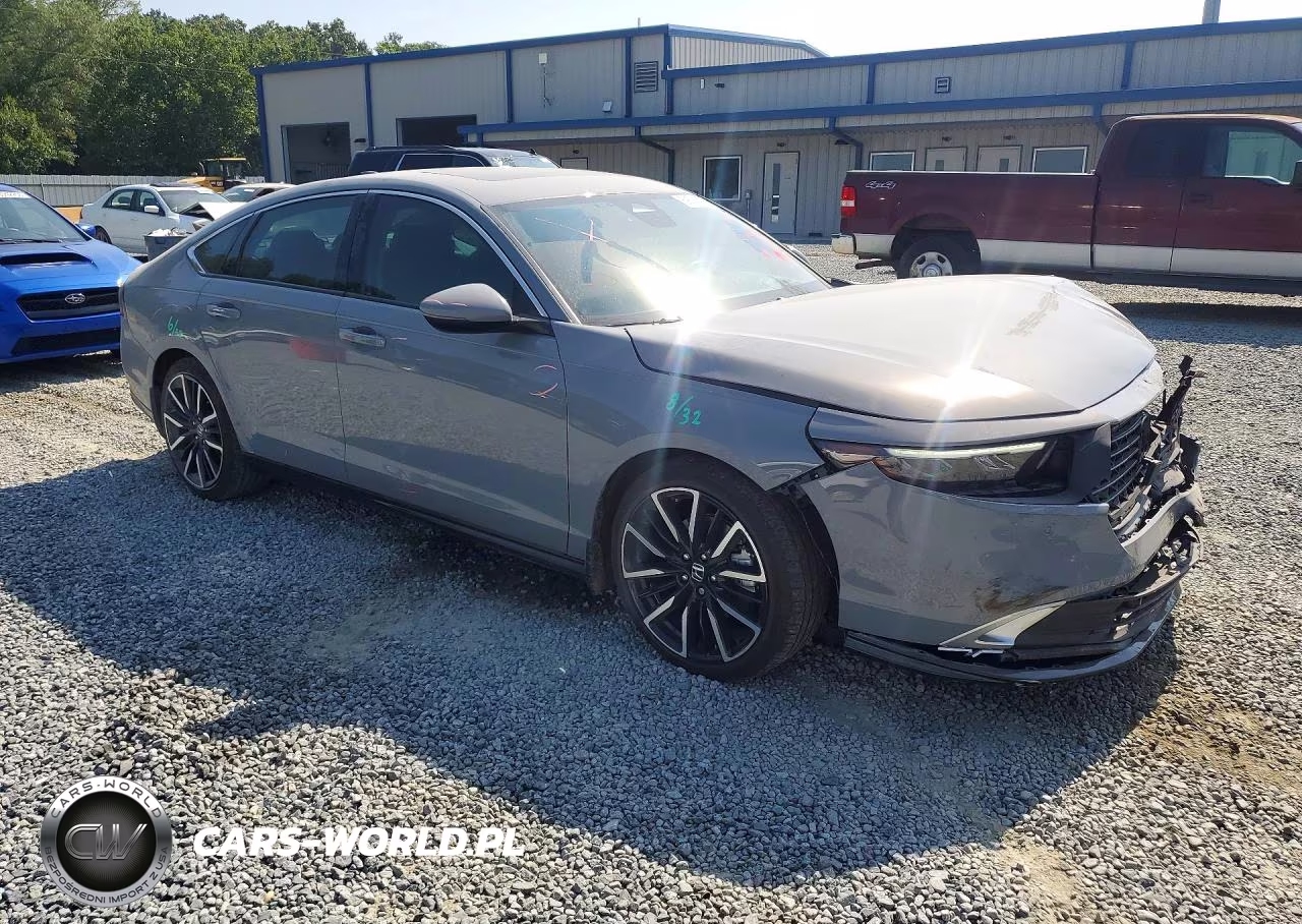2025 Honda Accord Touring Hybrid VIN:1HGCY2F80SA017880 - 4