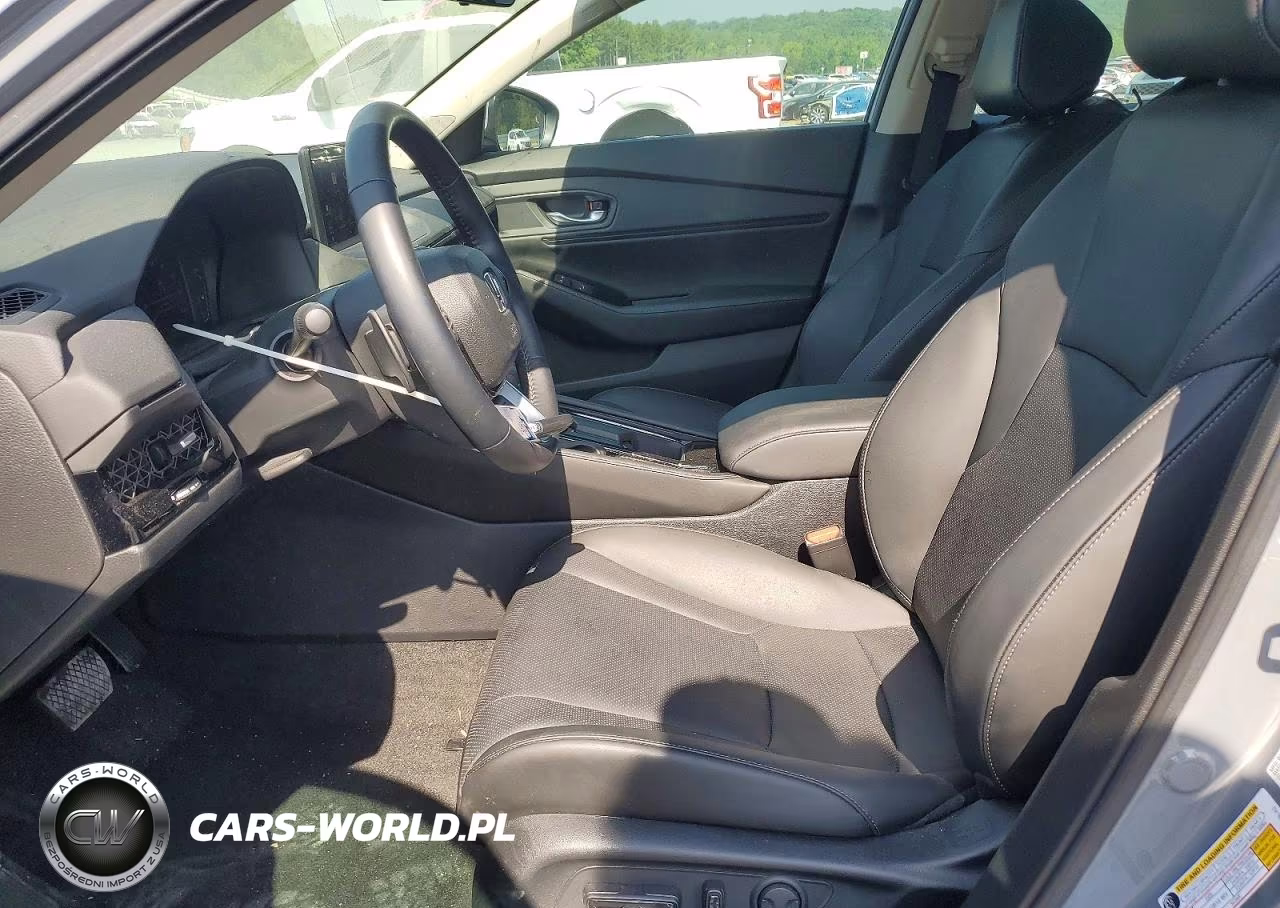 2025 Honda Accord Touring Hybrid VIN:1HGCY2F80SA017880 - 7