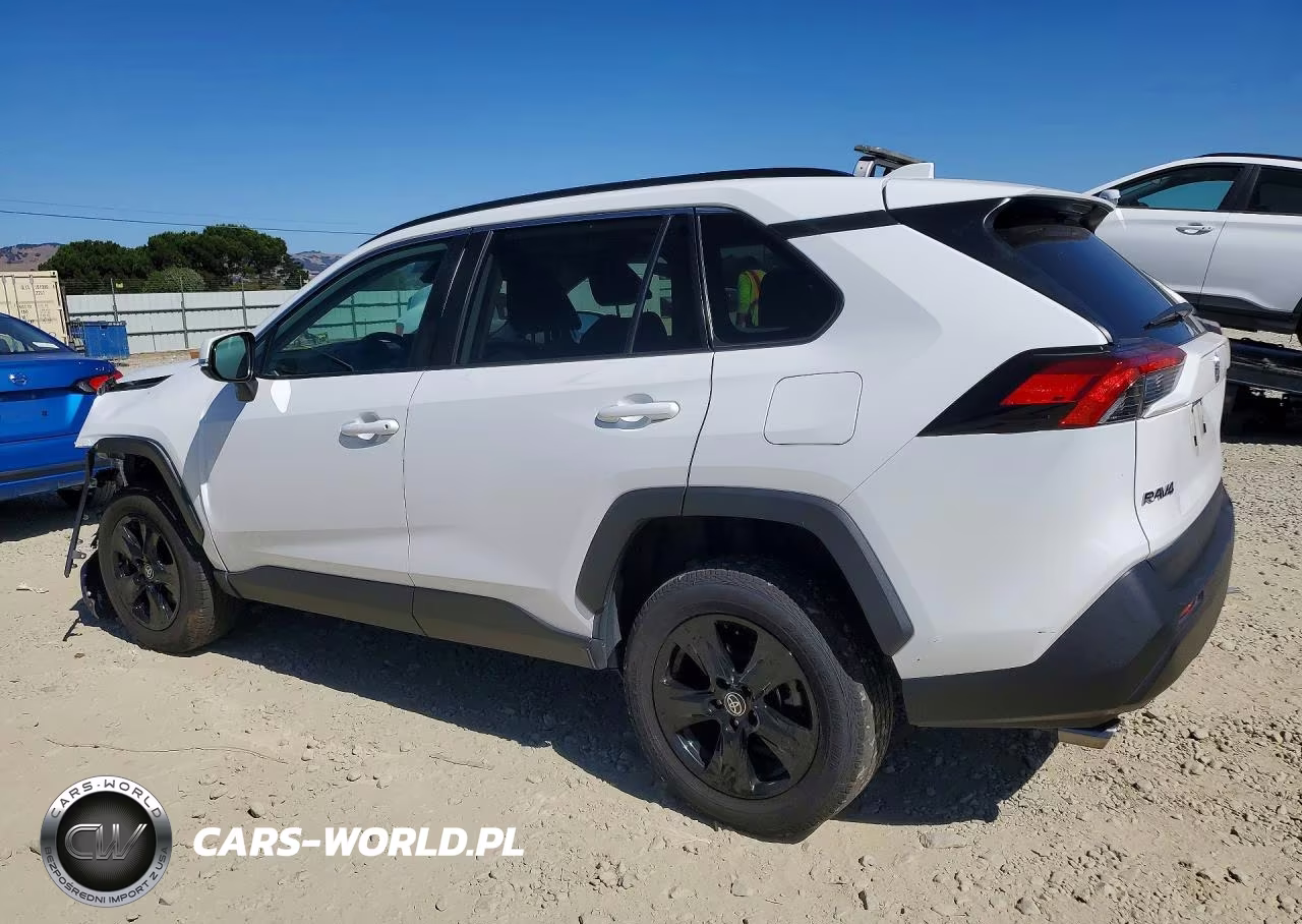 2022 Toyota Rav4 Xle VIN:2T3W1RFV2NW194855 - 2