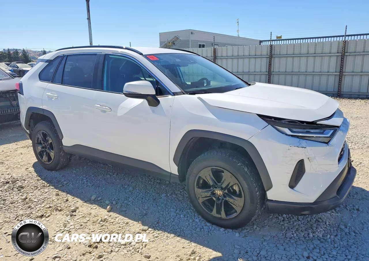 2022 Toyota Rav4 Xle VIN:2T3W1RFV2NW194855 - 4