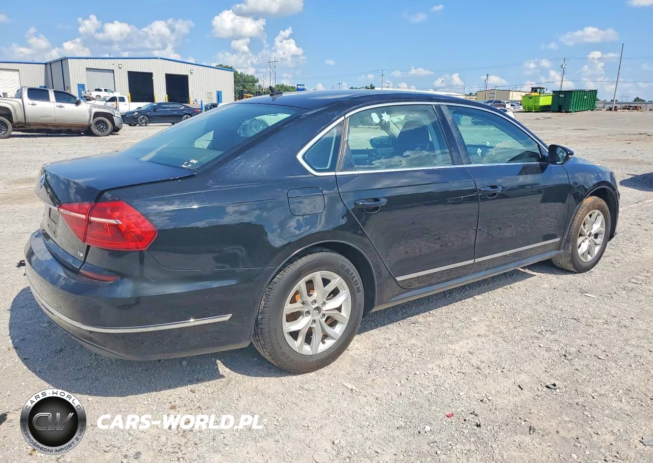 2016 Volkswagen Passat VIN:1VWAT7A33GC010489 - 3