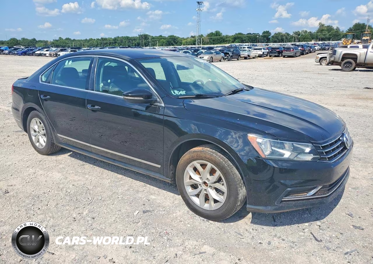2016 Volkswagen Passat VIN:1VWAT7A33GC010489 - 4