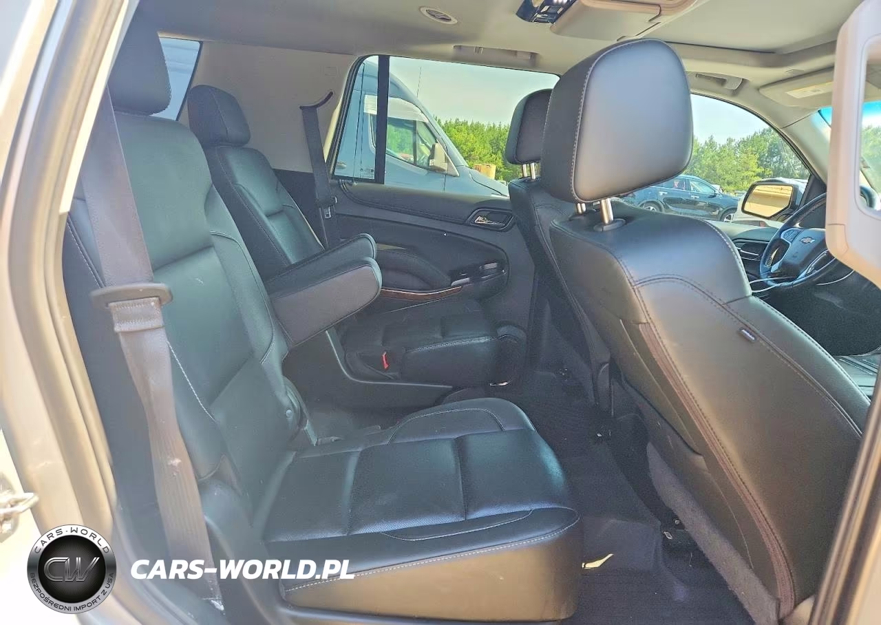 2019 Chevrolet Tahoe C1500 Premier VIN:1GNSCCKC2KR387648 - 11