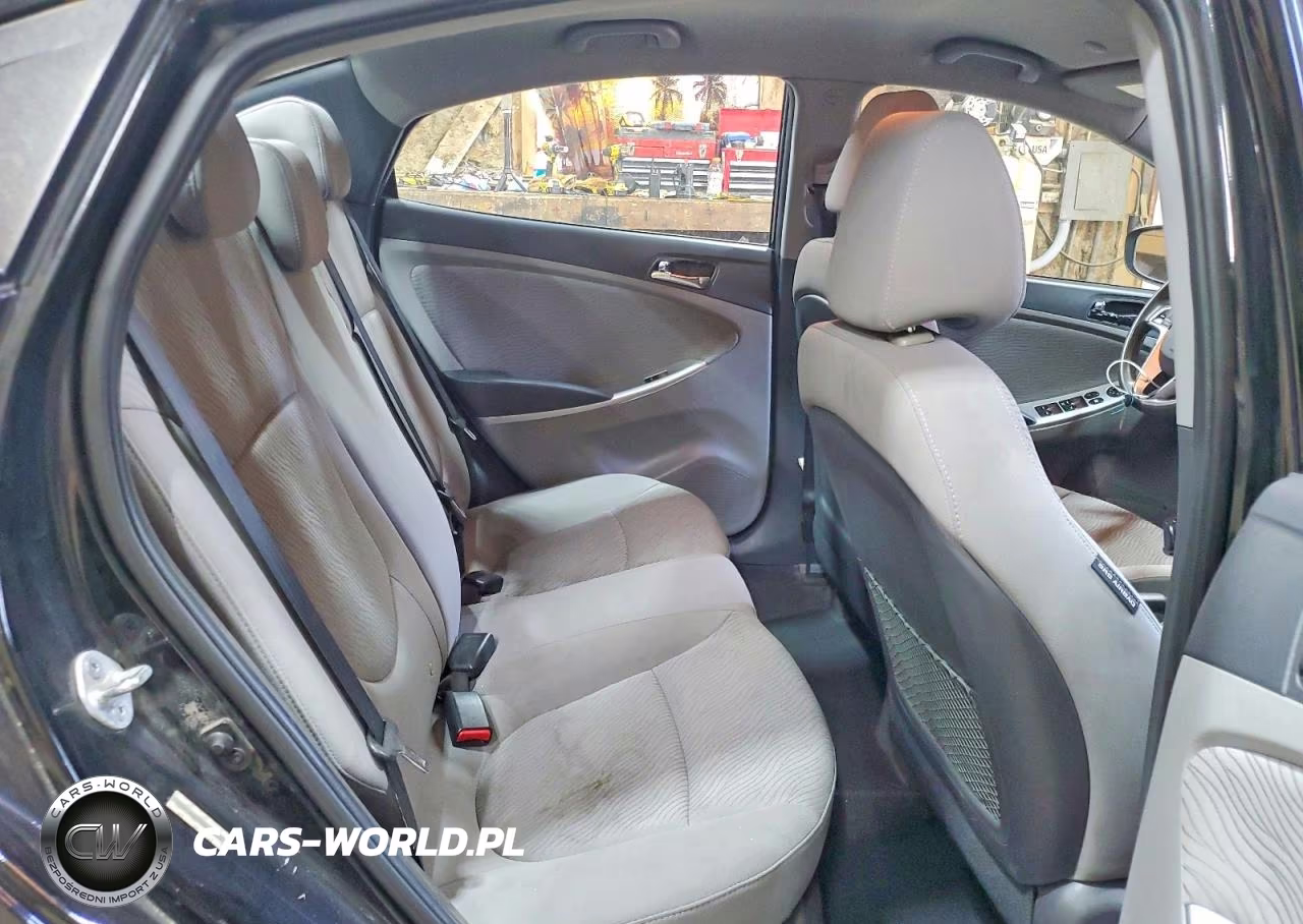 2013 Hyundai Accent Gls VIN:KMHCU4AE7DU431027 - 10