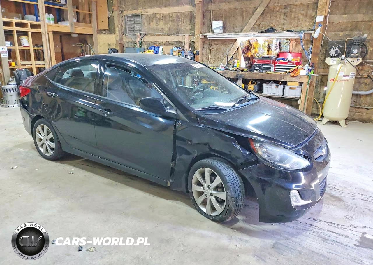 2013 Hyundai Accent Gls VIN:KMHCU4AE7DU431027 - 4