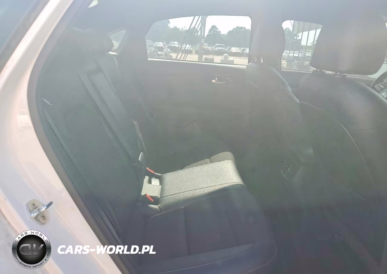 2020 Kia Forte Gt VIN:3KPF44AC1LE262118 - 10