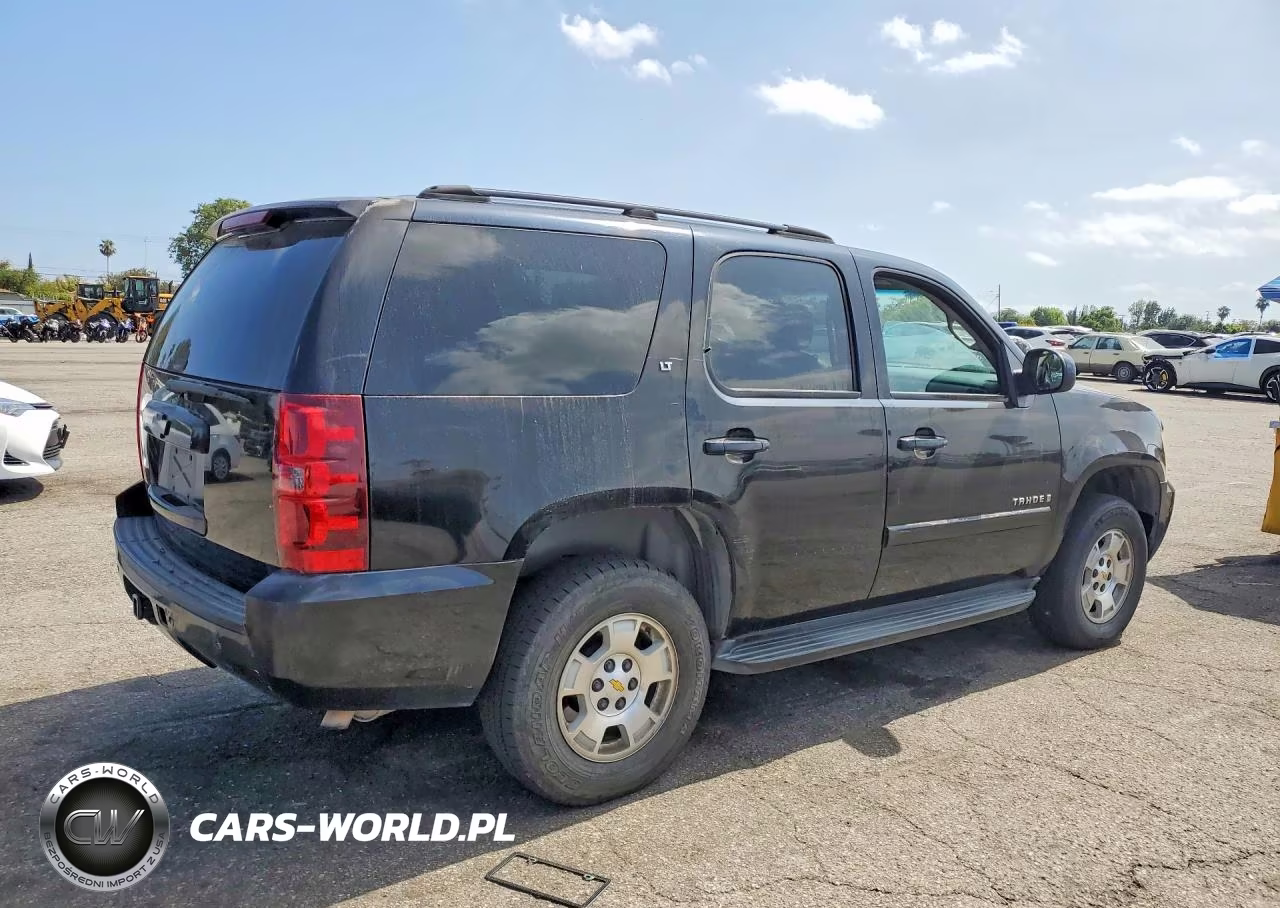 2007 Chevrolet Tahoe C1500 VIN:1GNFC13017R107073 - 3