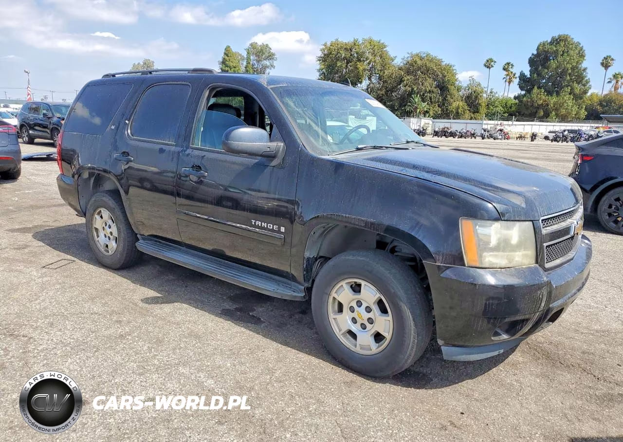 2007 Chevrolet Tahoe C1500 VIN:1GNFC13017R107073 - 4